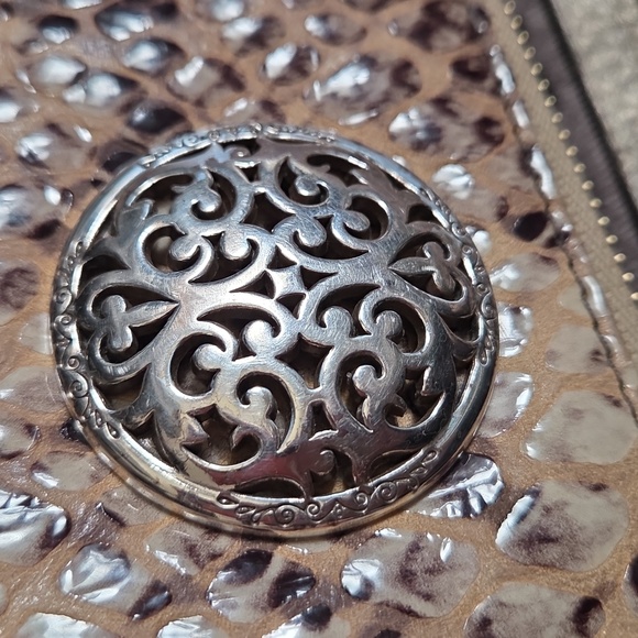 Brighton Tri Fold Snake Skin Leather Wallet - Picture 4 of 10